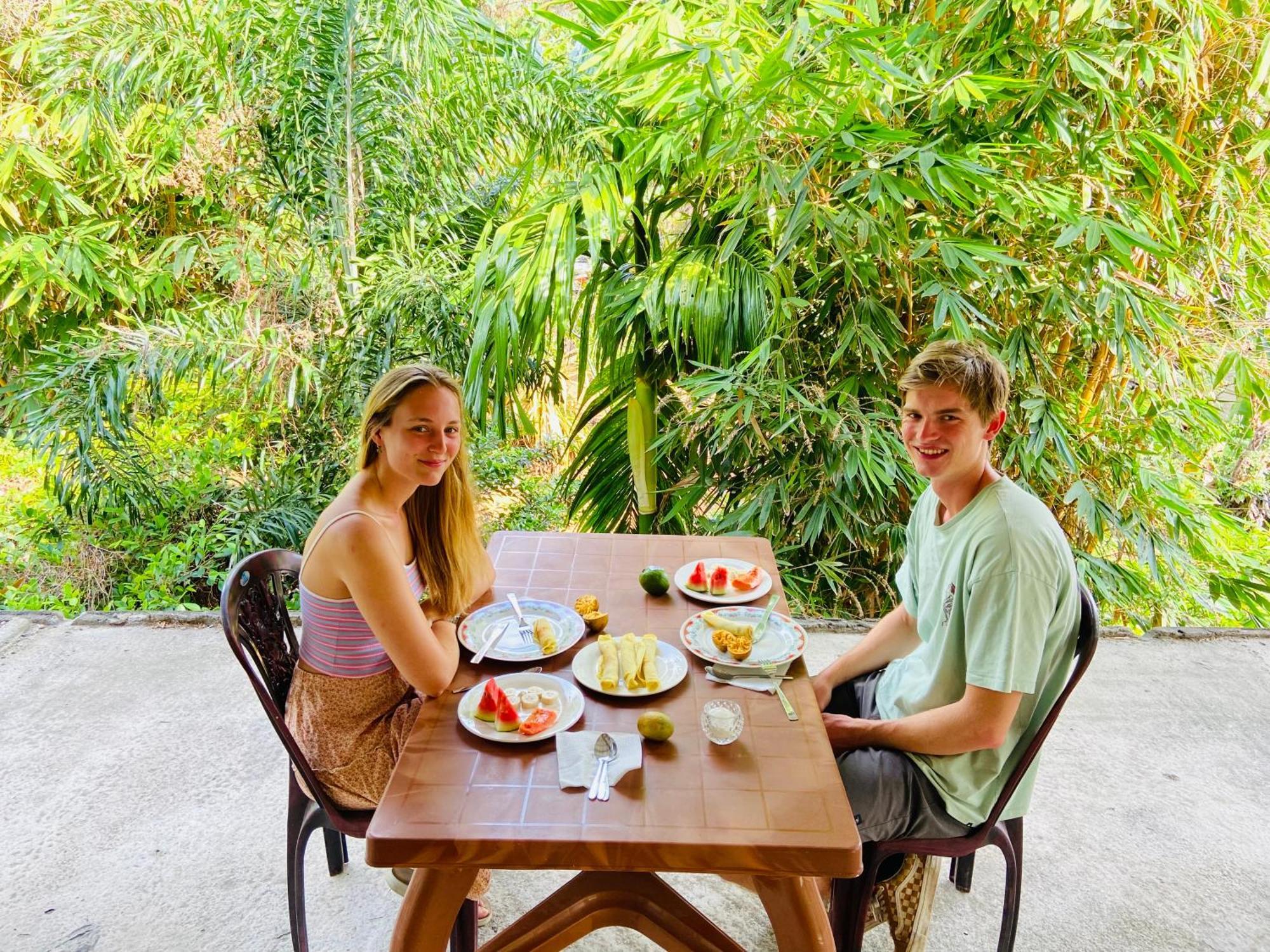 Leo Homestay Dikwella Extérieur photo