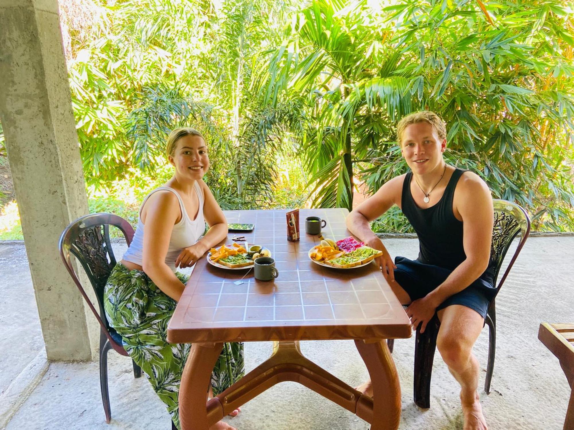 Leo Homestay Dikwella Extérieur photo
