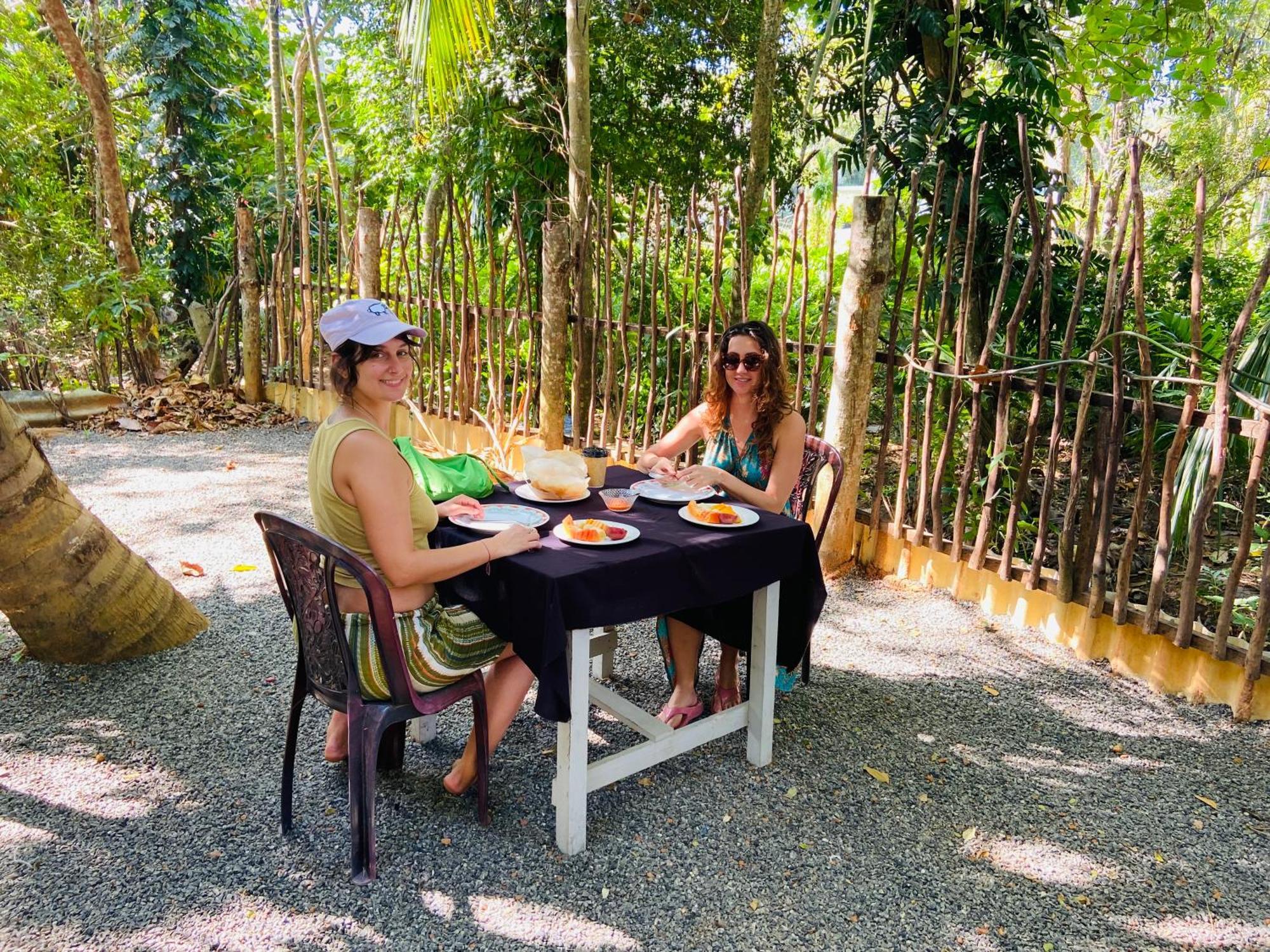 Leo Homestay Dikwella Extérieur photo