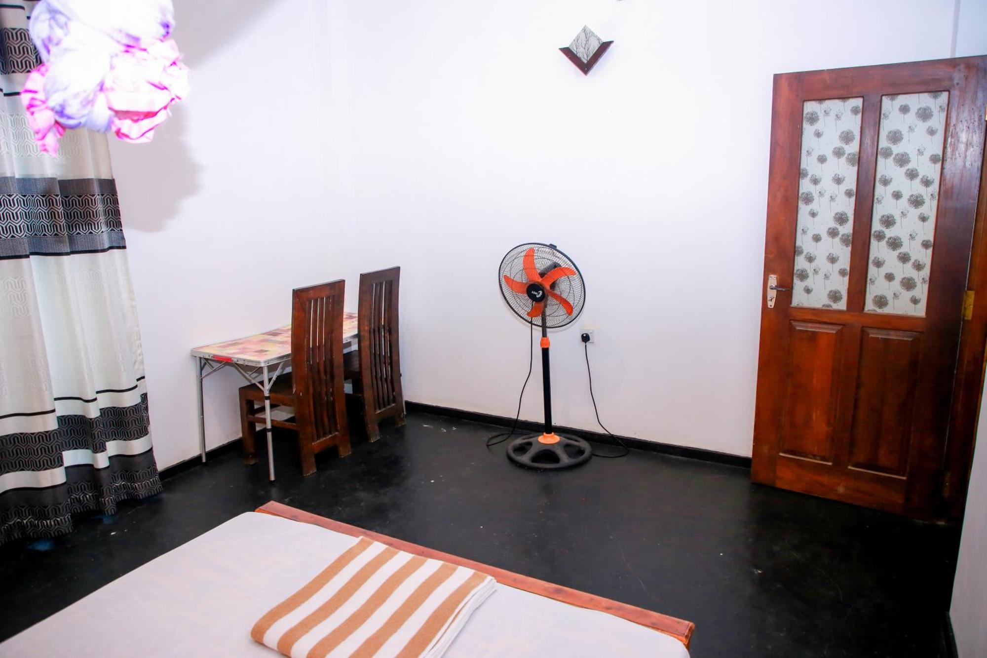 Leo Homestay Dikwella Extérieur photo