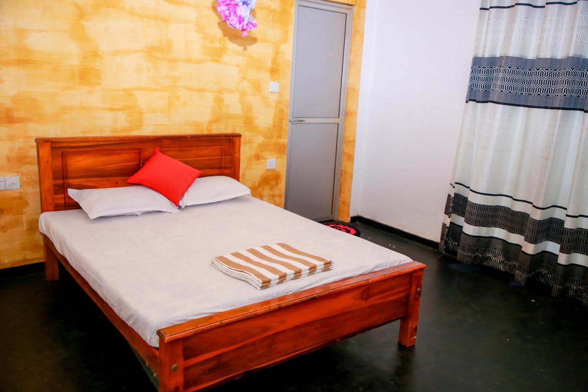 Leo Homestay Dikwella Extérieur photo